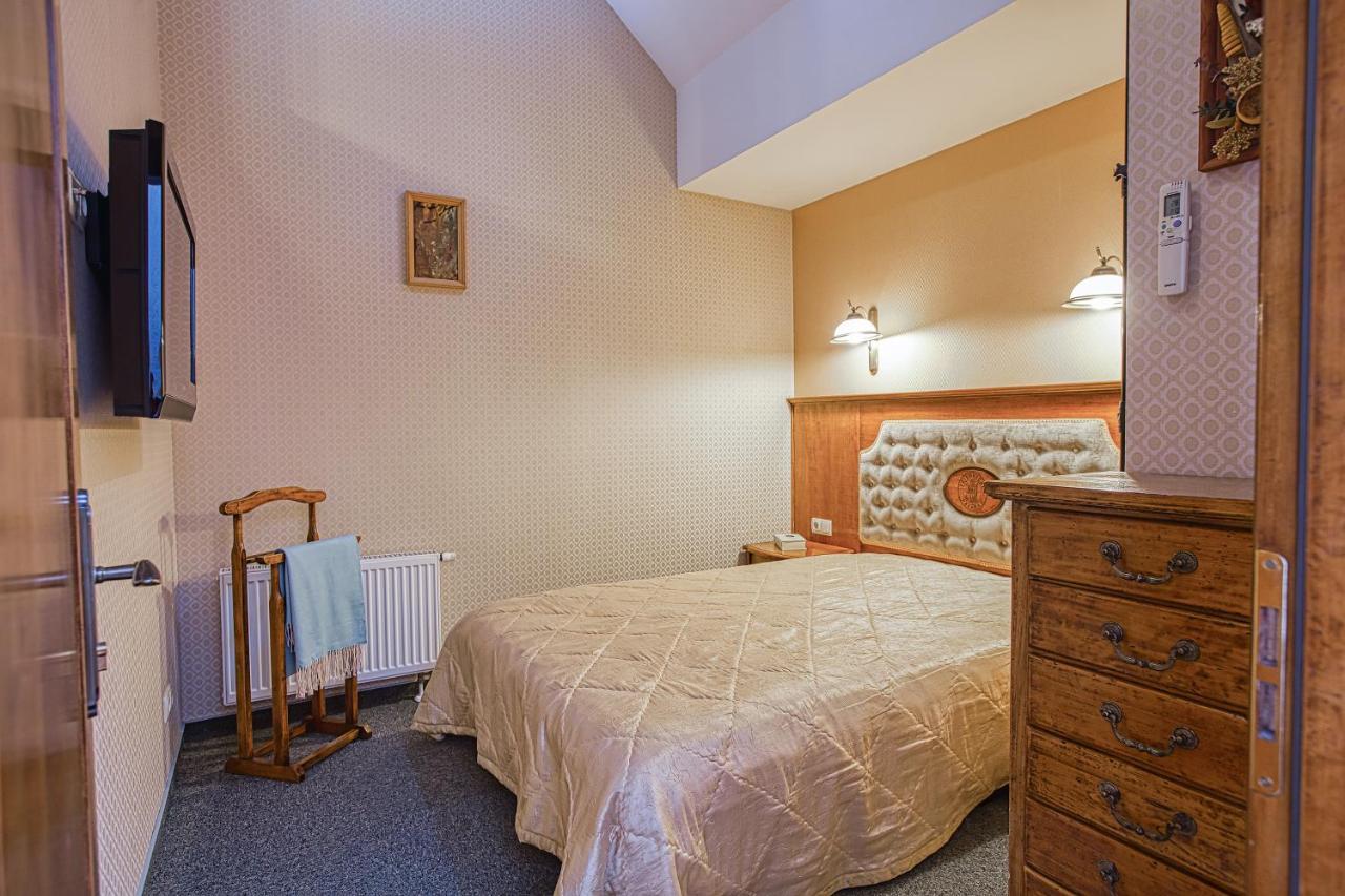 White Lily Apartment Klaipeda Ngoại thất bức ảnh
